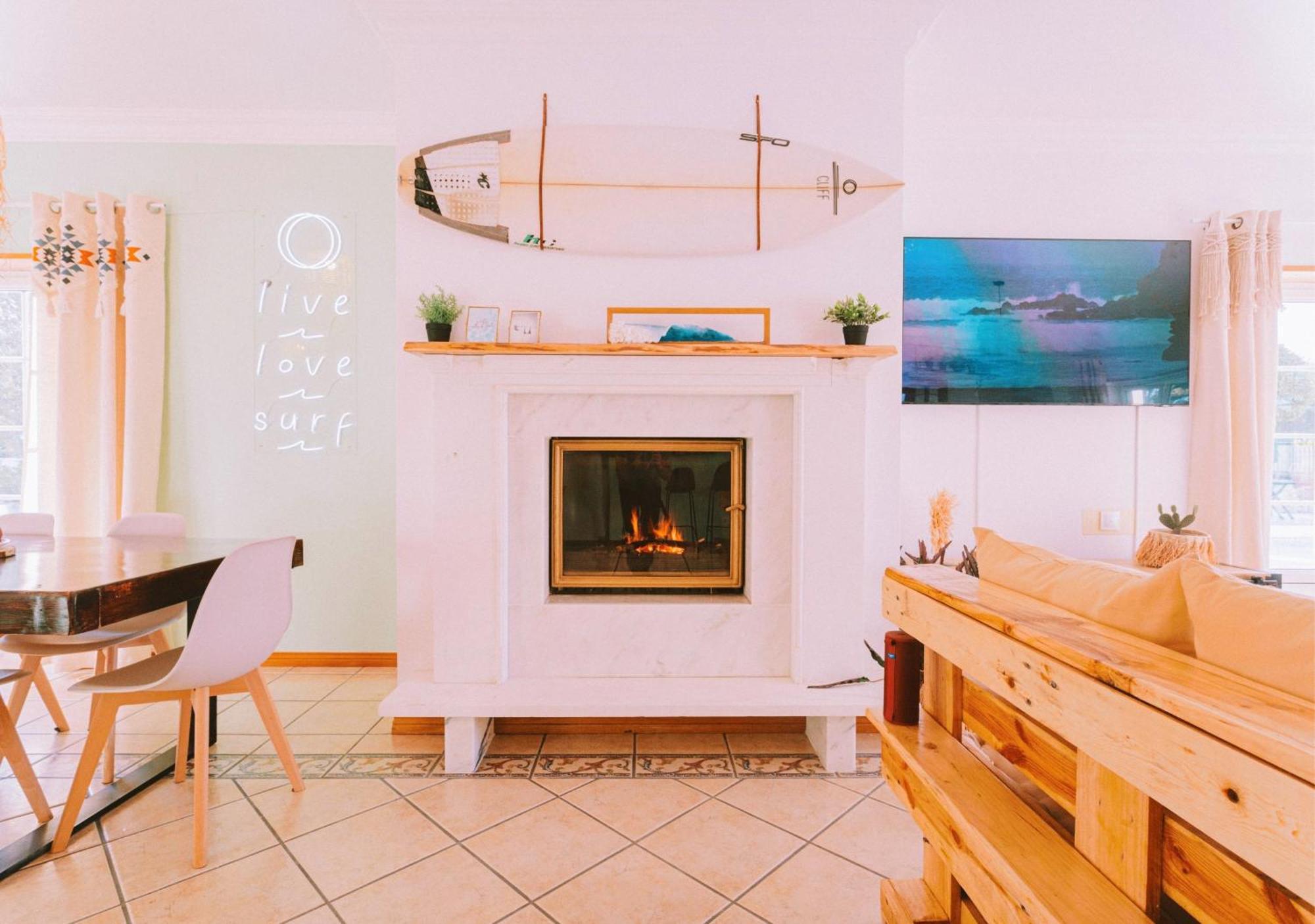Cliff Surf House Hostel A dos Cunhados Buitenkant foto